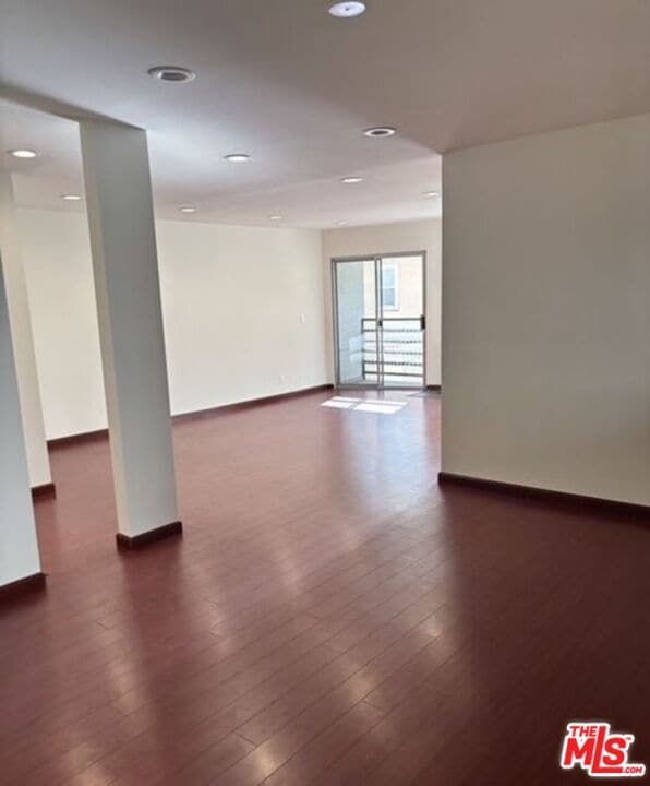 Foto del edificio - 11735 Dorothy St