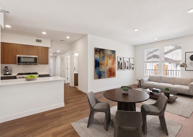 Building Photo - Crescent Apartments