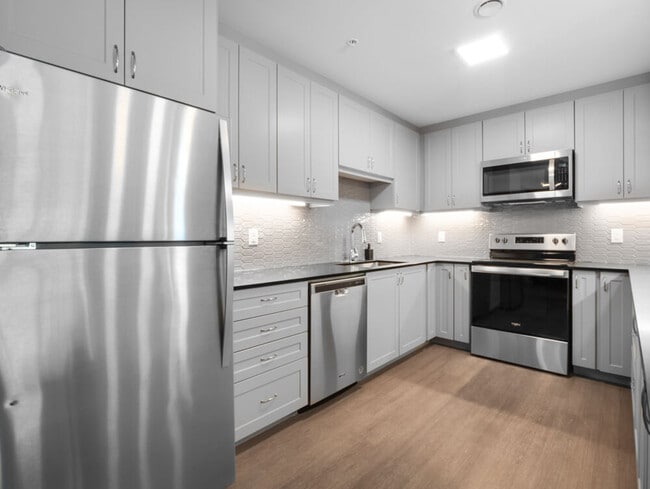 Building Photo - 8607 Mchugh St