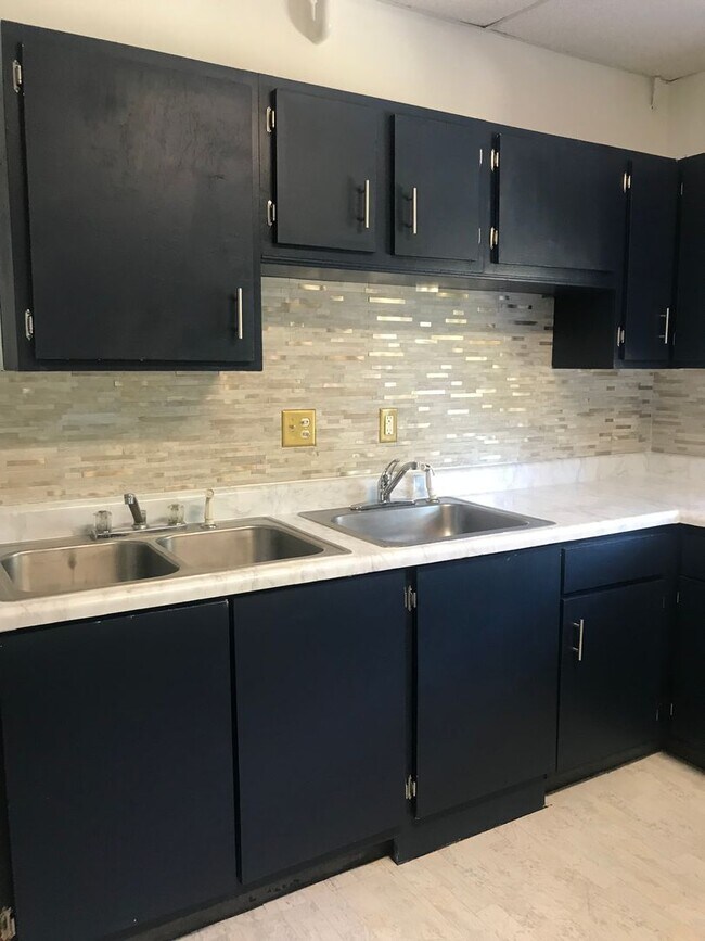 Foto del edificio - Large 6BR/4.5BA home in a great location c...