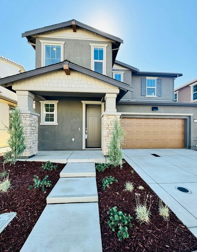 Primary Photo - 7138 Moon Way