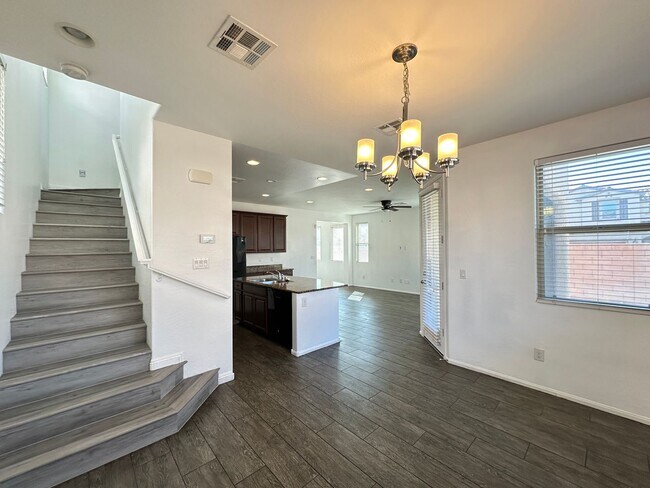 Foto del edificio - 6360 Beavertail Pond Ave
