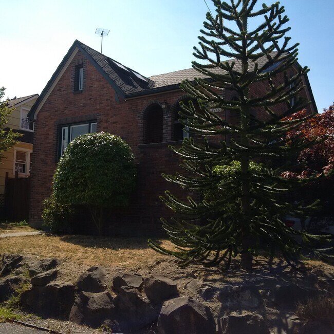 Foto del edificio - West Seattle Home