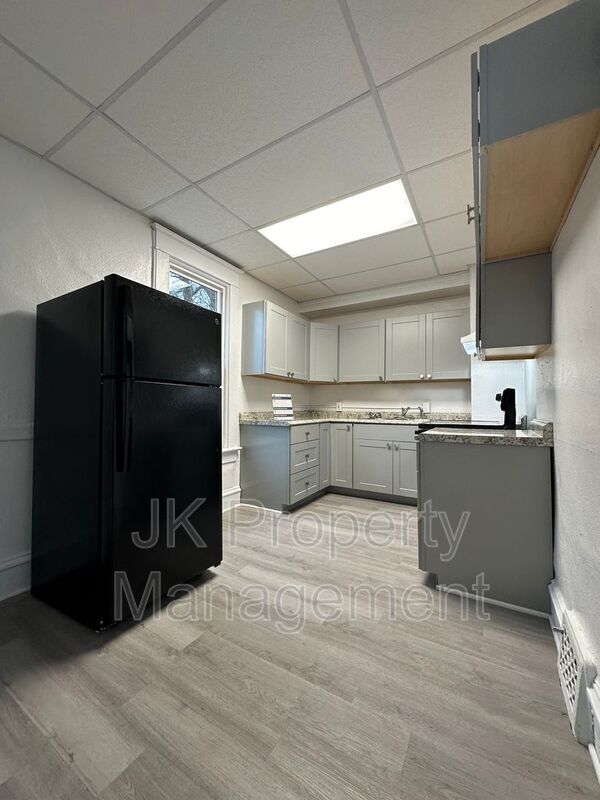 Foto del edificio - 604 2nd Ave S