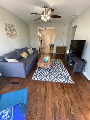 Foto del edificio - 1708 N Troy St