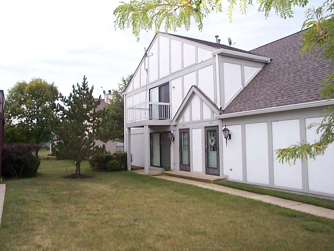 900 Stockley Rd Unit condo, Downers Grove, IL 60516 Condo for Rent in