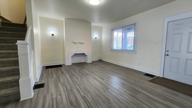 Photo - Updated 3BR 1.5 Bath house now available!