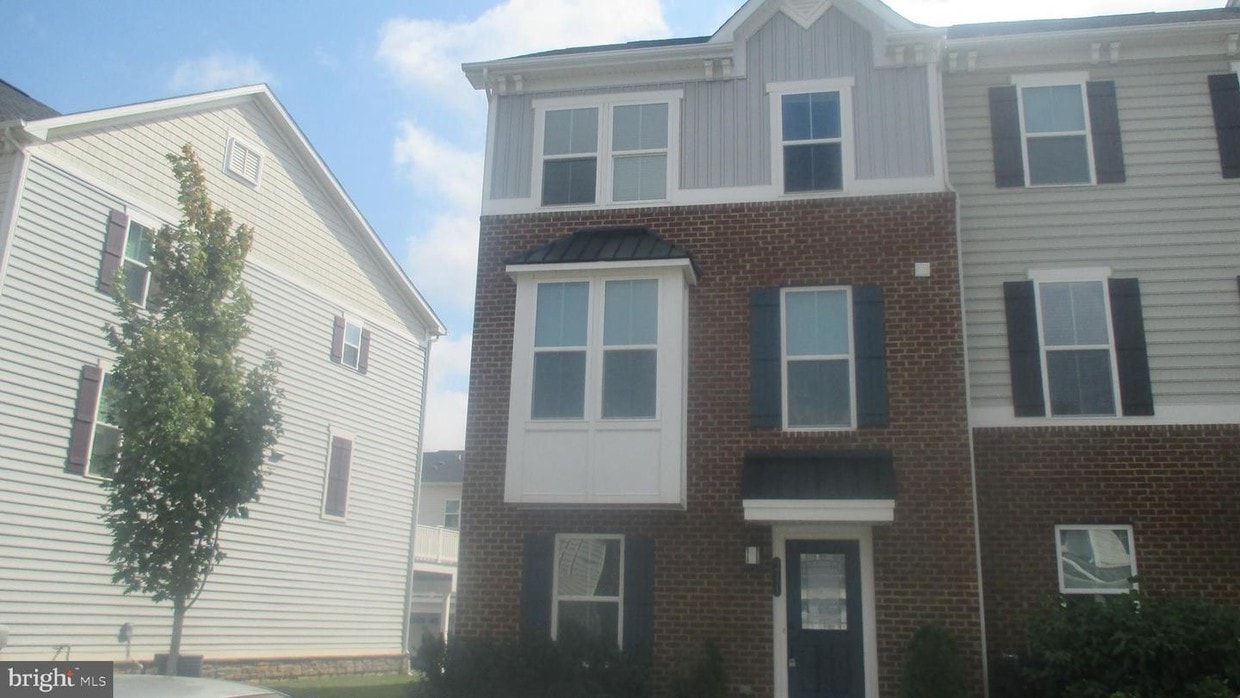 Foto principal - 211 Quarry Point Rd