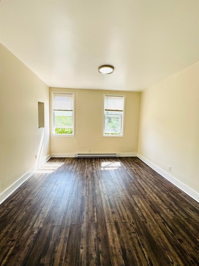 Building Photo - 289 Communipaw Ave