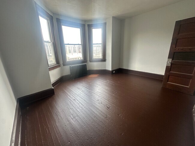 Foto del edificio - 4326 N Franklin St