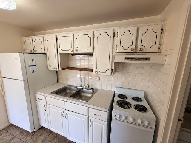 Foto del edificio - 3611 Charlotte Dr