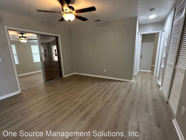 Foto del edificio - 2 br, 1 bath House - 681 N. Wellington Dr.
