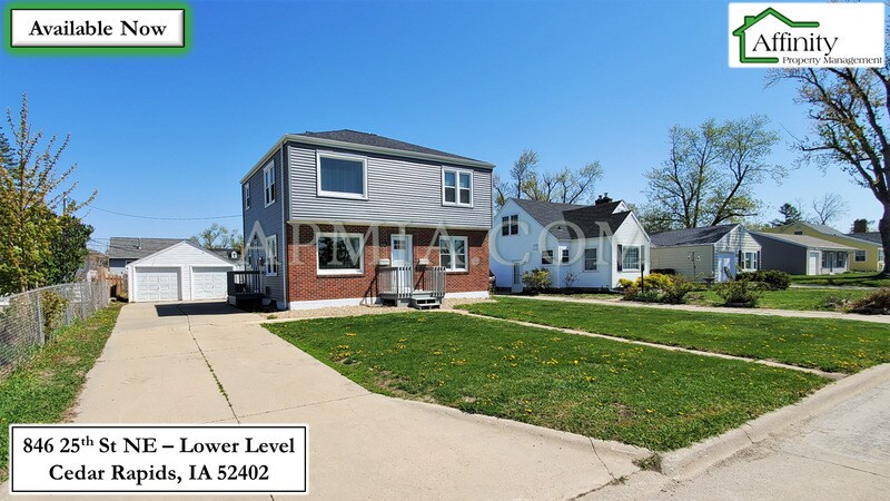 Primary Photo - 846 25th St NE