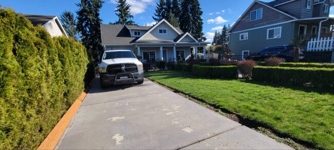 Foto del edificio - 5923 Lowell Rd