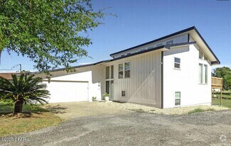 Building Photo - 7248 Shady Dr