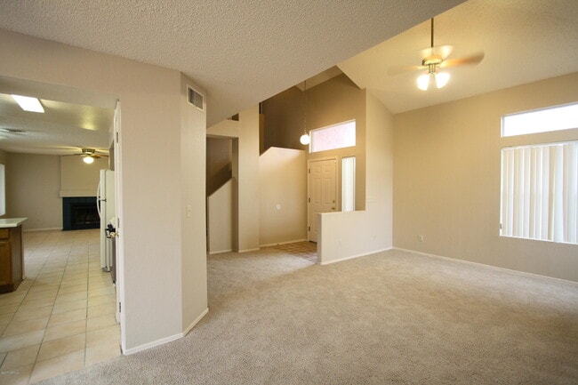 Building Photo - 3642 W Pony Trail