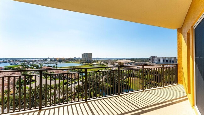 Foto del edificio - 501 Haben Blvd
