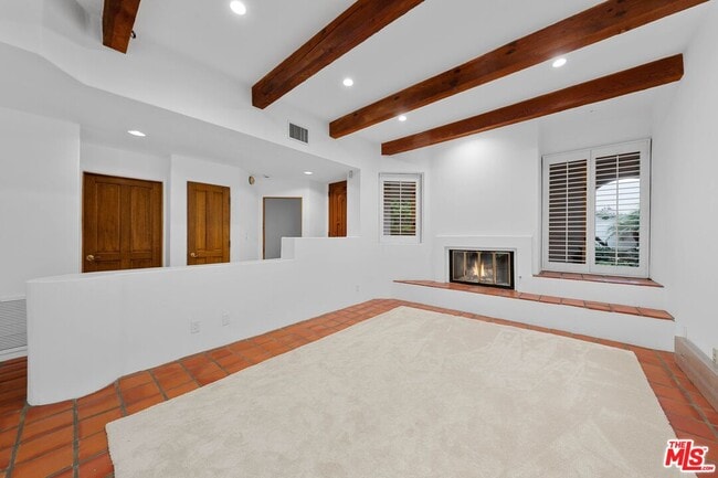 Foto del edificio - 15500 Sunset Blvd