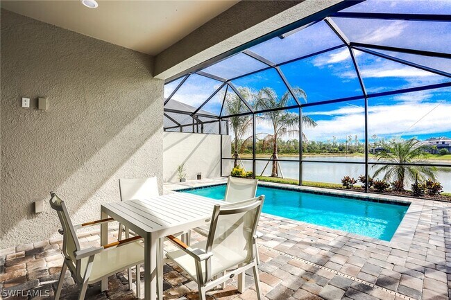 Foto del edificio - 7798 Jacaranda Ln