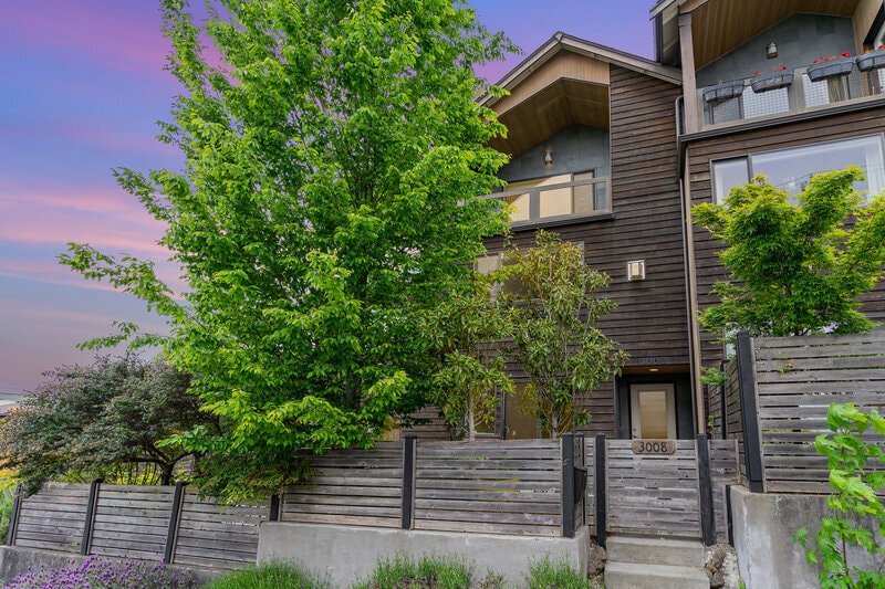 Foto principal - 3008 NE 55th St