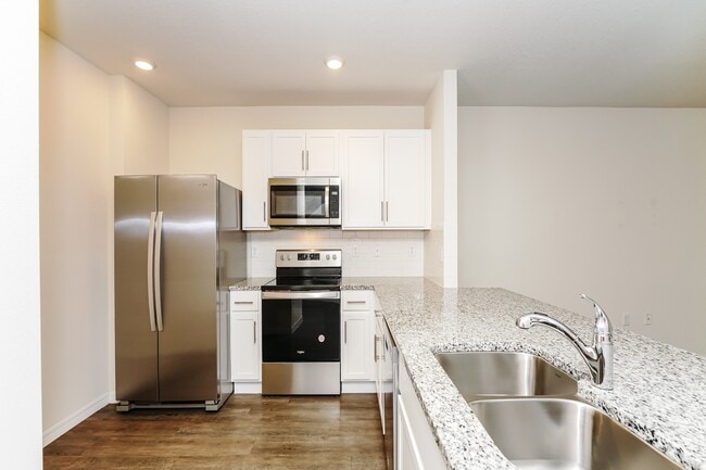 Foto del edificio - 48 CENTER GRANDE Rd