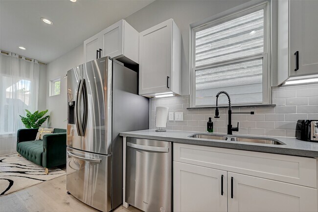 Foto del edificio - 2105 Sam Wilson St