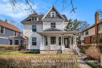 Building Photo - 1069 Lake Dr SE