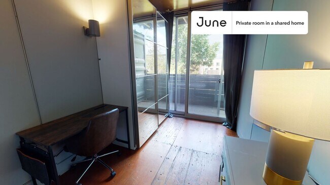 Foto del edificio - Room in Shared 6 bed/6 bath home