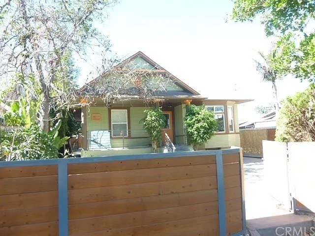Primary Photo - 417 S State St