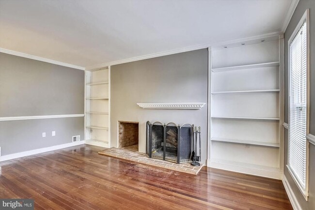 Foto del edificio - 8120 Cooper St