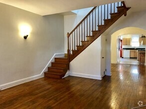Building Photo - 3444 Chestnut Ave