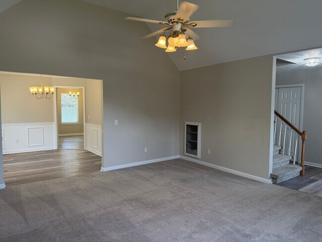 Foto del edificio - 4 bedroom home in Collegedale