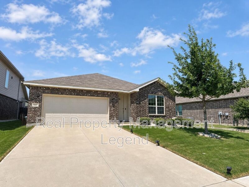 Photo - 5601 Portola Ln