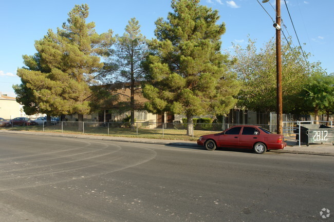 Foto del edificio - Crawford Street Apartments