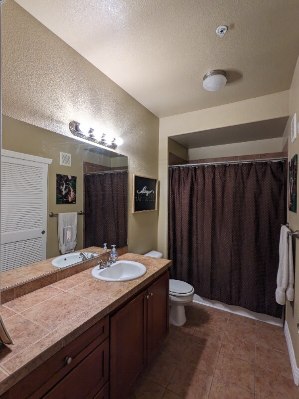 Primary Photo - 9039 E Panorama Cir
