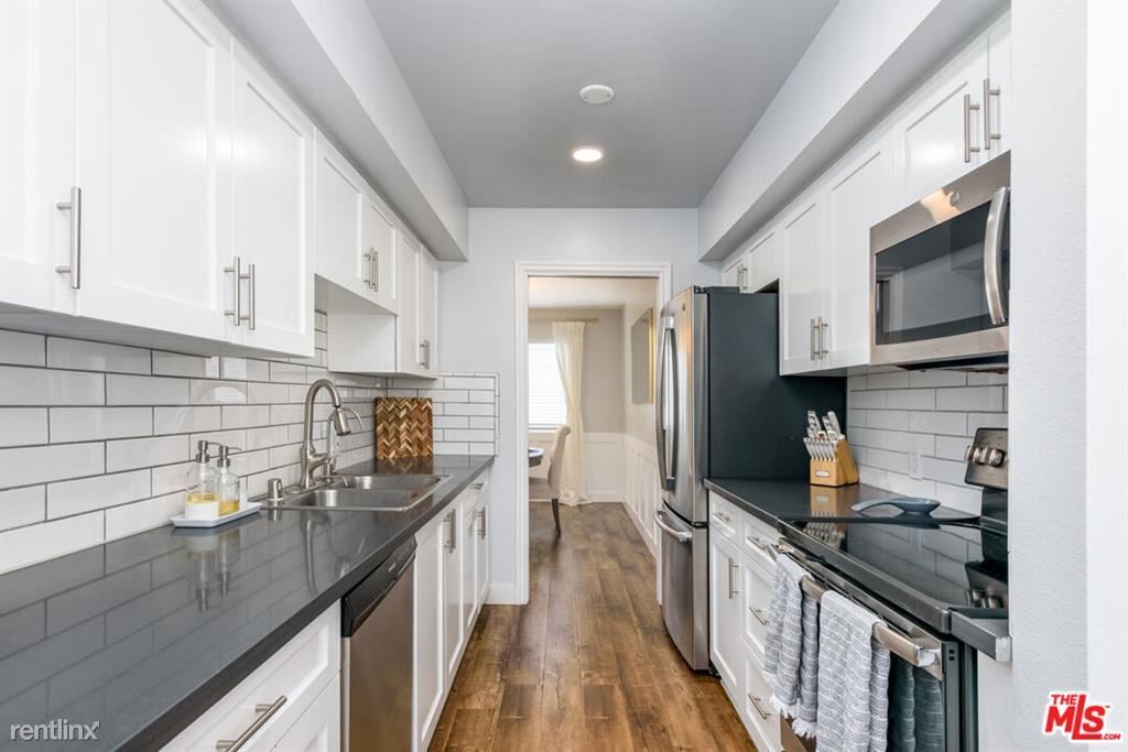 Foto principal - 3 br, 2 bath Condo - 4630 Willis Ave Unit 309