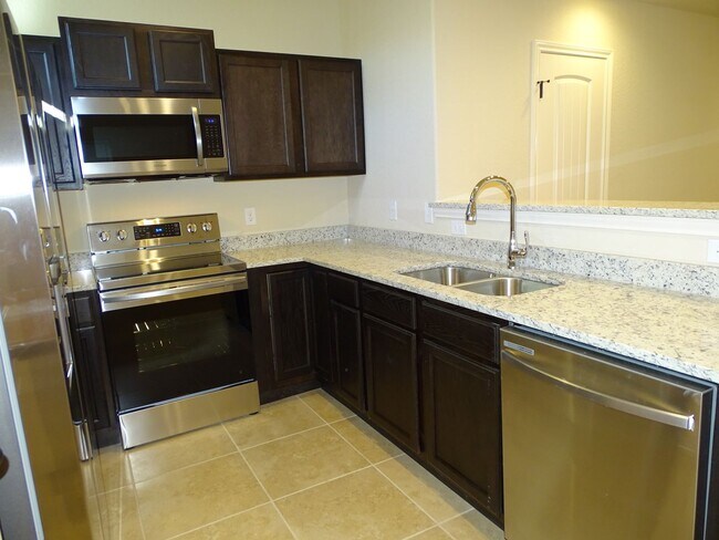 Foto del edificio - 6410 Marcel Way #104, San Antonio, TX. 78233