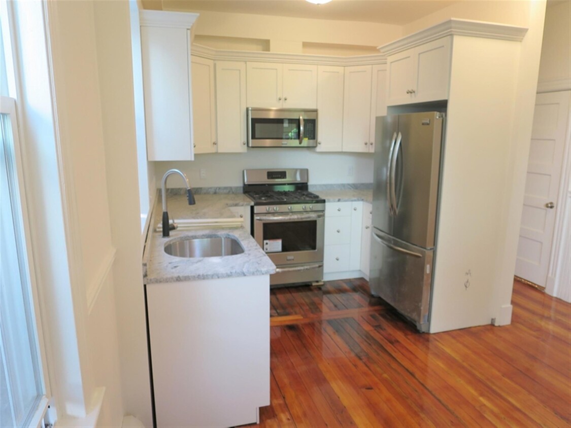 Foto principal - 250 Summer St