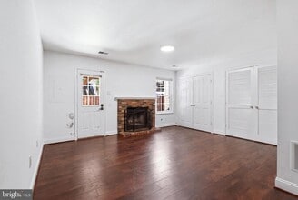 Building Photo - 14214 Beddingfield Way