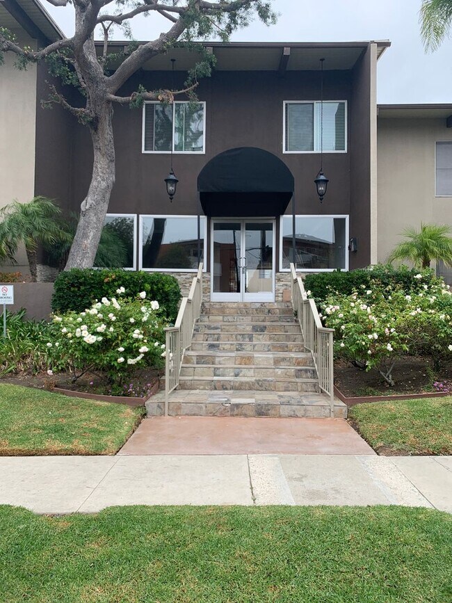 Foto del edificio - 2 Bedroom 2 Bath Condo with Pool and Hot T...