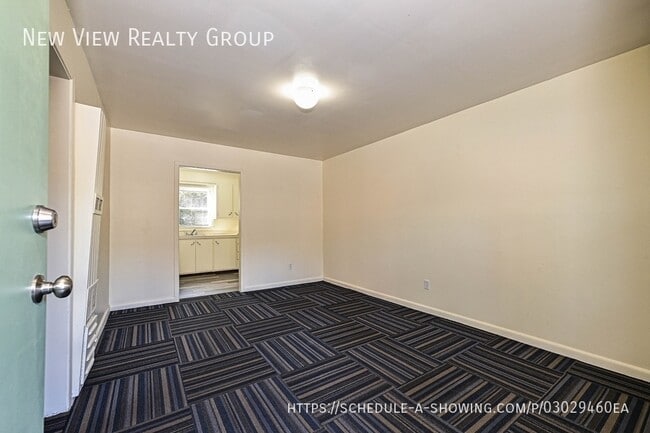 Building Photo - 268 Church St NE