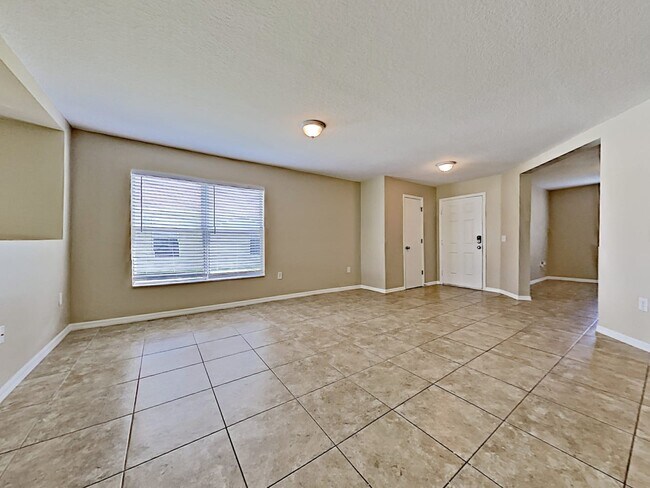 Building Photo - 4544 Barbados Loop