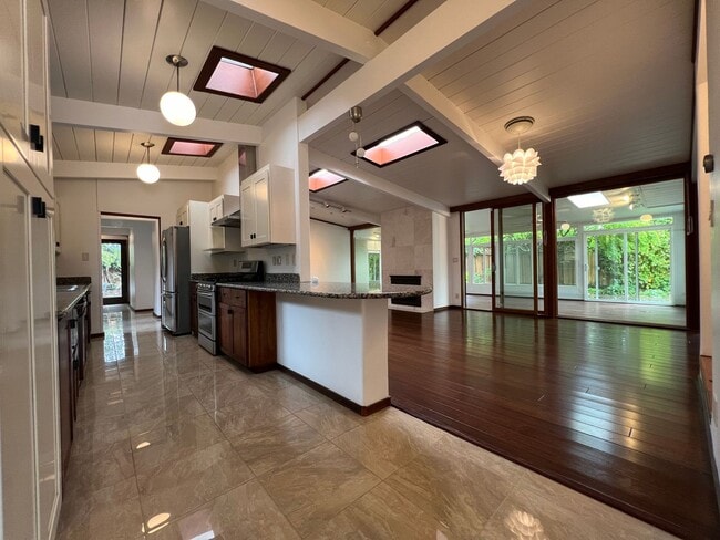 Building Photo - Palo Alto House (3 Beds / 2 Bath) with Ext...