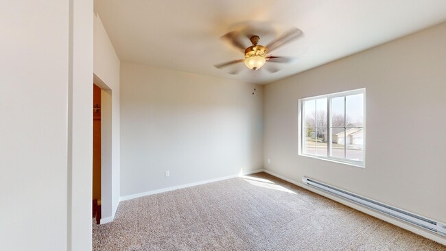 Bedroom - Marion Crossing Apartments