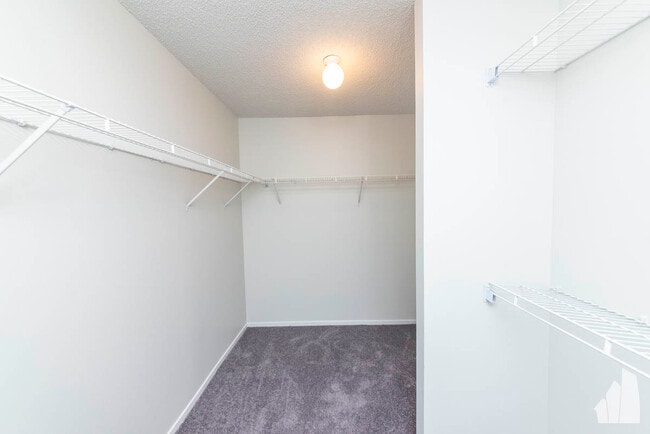 Building Photo - 195 N Harbor Dr