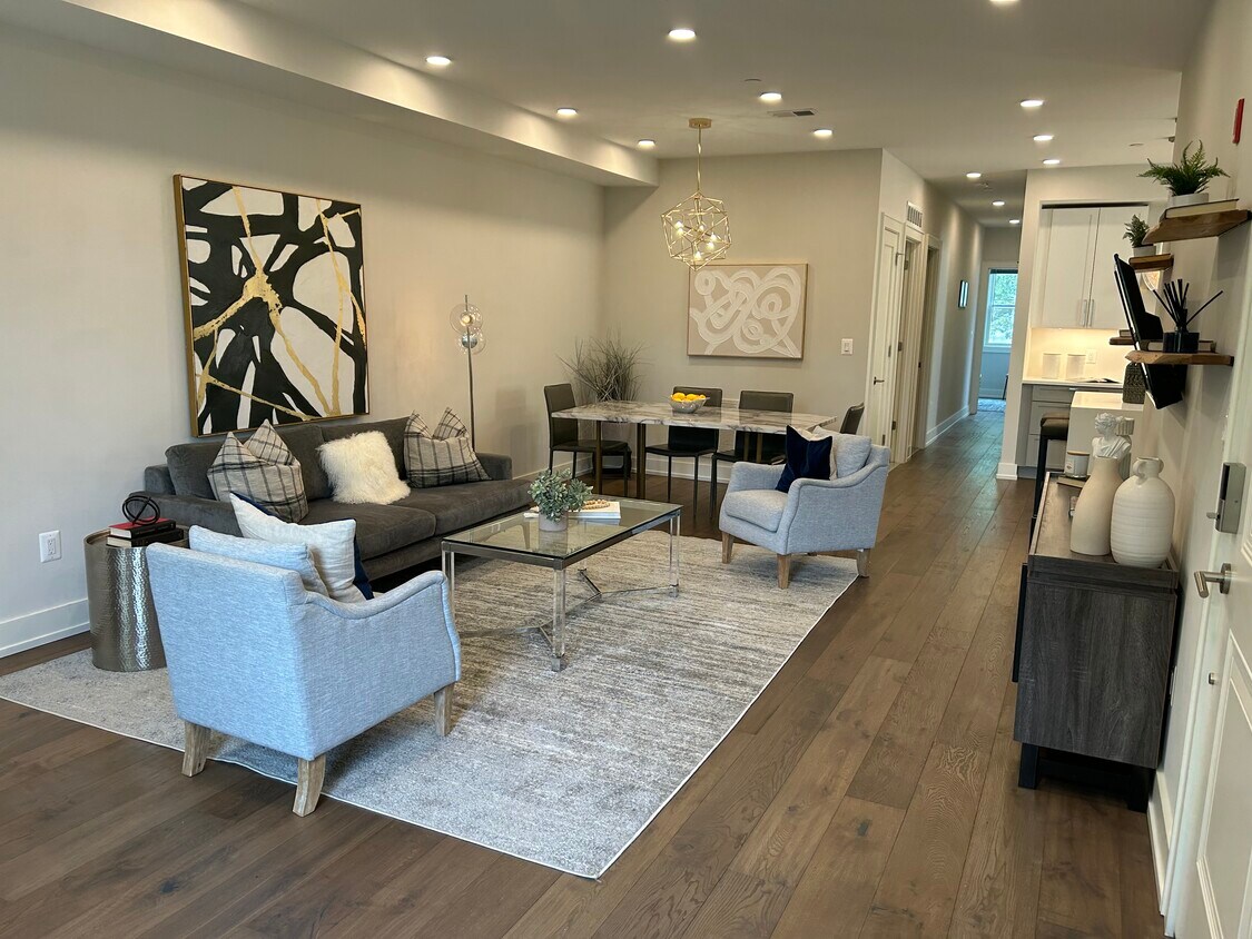 Foto principal - 417 4th St SE