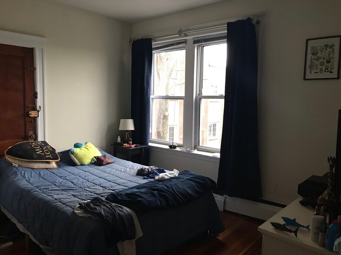 Foto principal - 46 Inman St