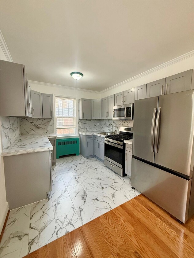 Foto principal - 1145 Astor Ave