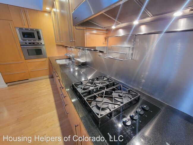 Building Photo - 3 br, 2 bath House - 3845 Newport Lane
