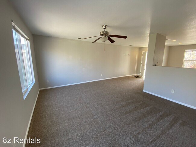 Building Photo - 2 br, 1 bath House - 5525 E 100th Drive